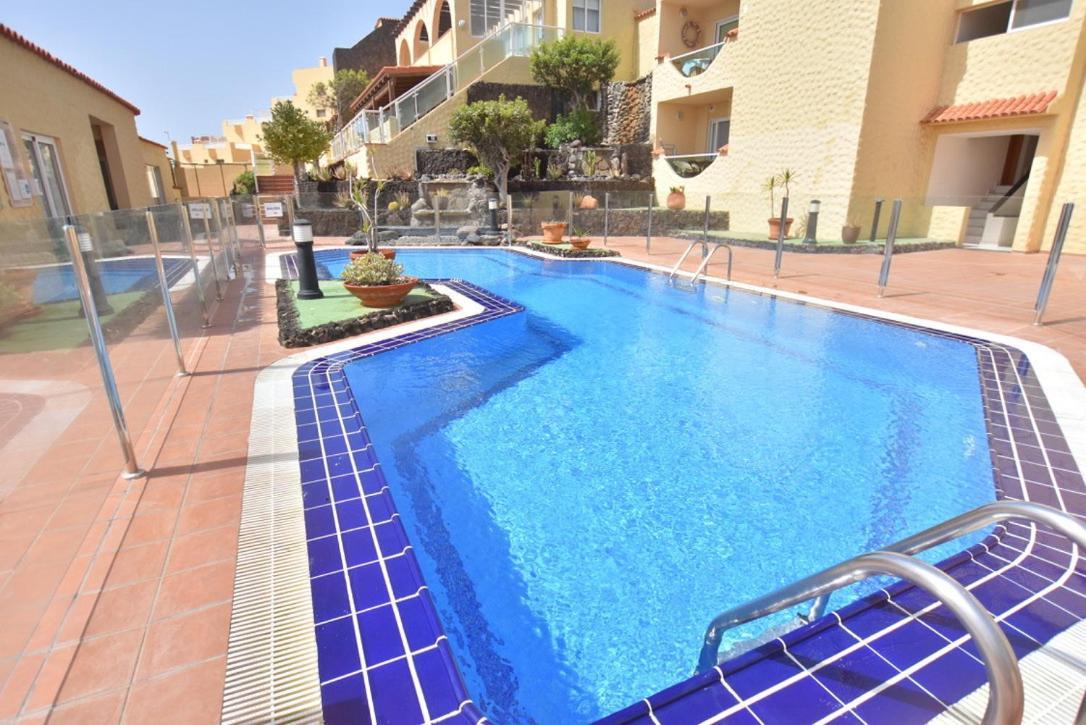 Book Jet - Hibiscus Beach Front كوستا كالما المظهر الخارجي الصورة