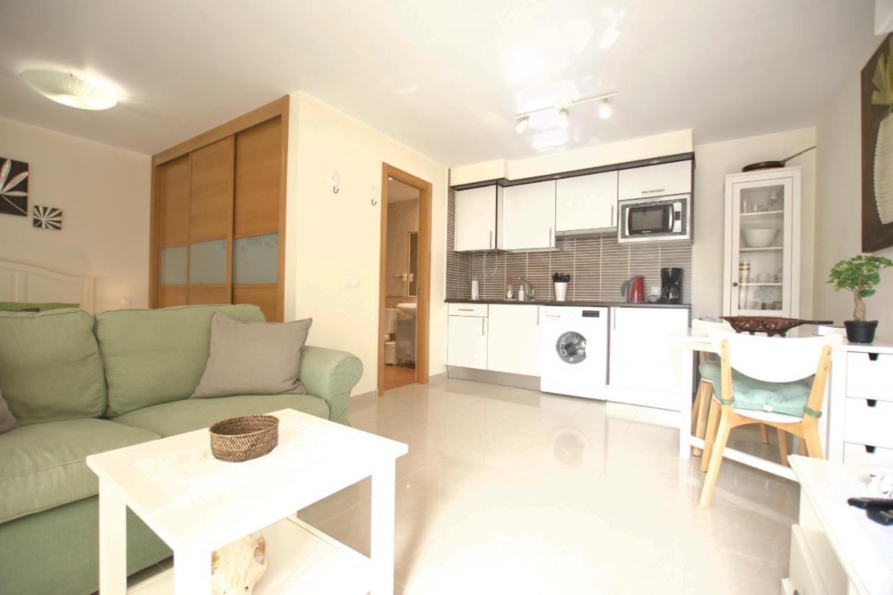 Book Jet - Hibiscus Beach Front كوستا كالما المظهر الخارجي الصورة